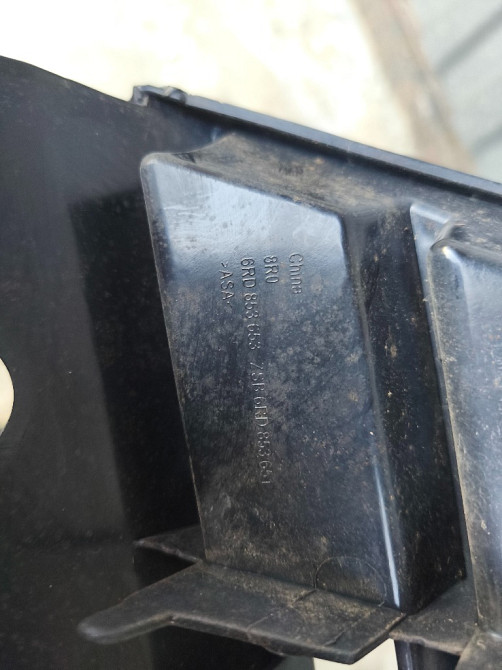 Решетка бампера/радиатора VW Polo 2014-2017 (6R0853653) Ковель - изображение 2