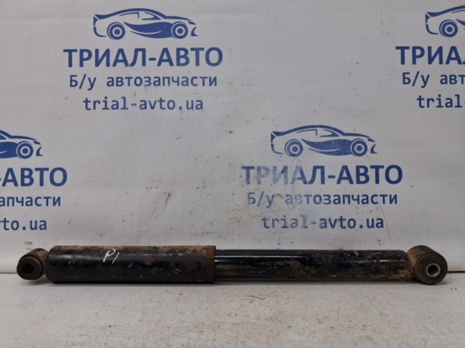 Амортизатор задний Nissan Navara D40 2.5 DIESEL YD25DDTI 2004 (б/у) Киев - изображение 1