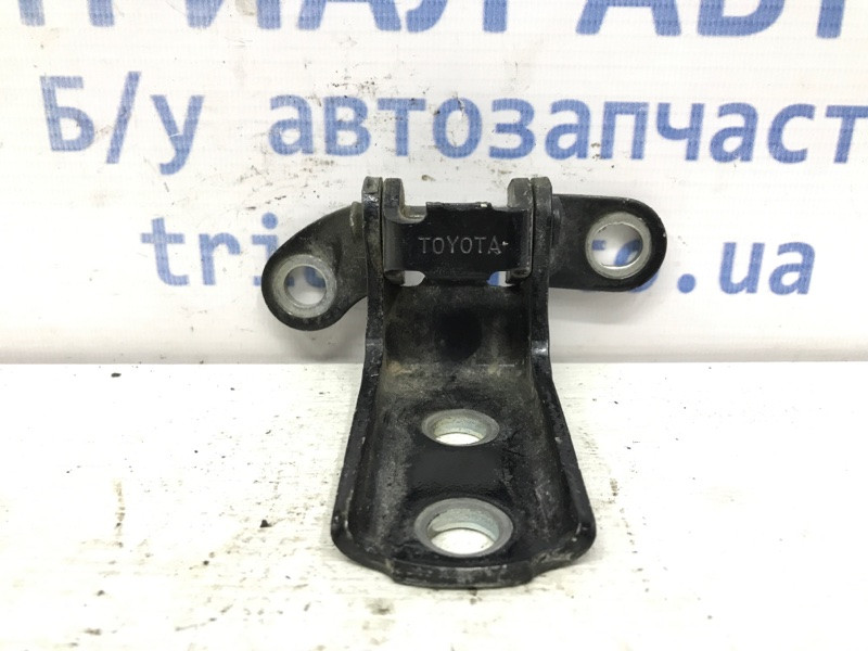Петля двери задней правой Toyota Avensis 2002-2010 6877005020 (Арт. 44714) Київ - зображення 1