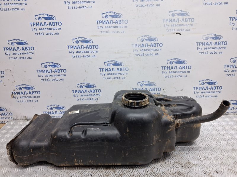 Бак топливный пластик Nissan Navara 2004-2015 17202EB30A (Арт. 62445) Киев - изображение 1