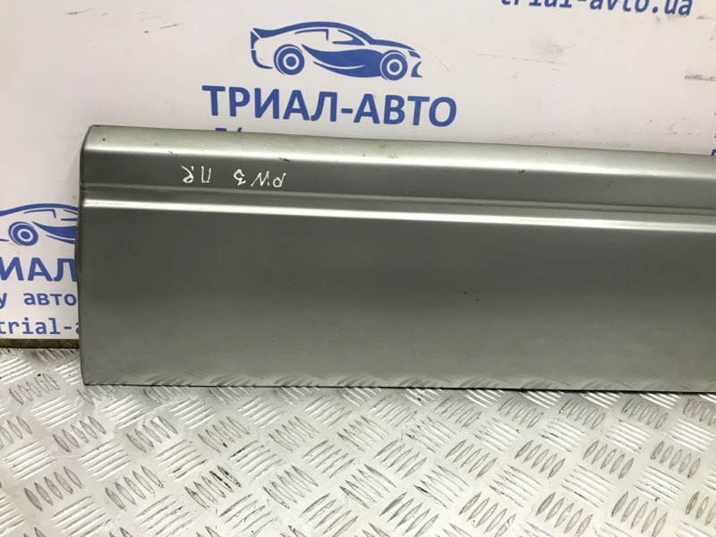 Накладка двери Mitsubishi Pajero Wagon 3 3.2 ДИЗЕЛЬ 4M41 1999 перед. прав. (б/у) Киев - изображение 3