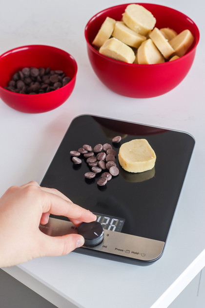 Весы кухонные KitchenAid Measuring KQ908G 5 кг черные Київ - зображення 7