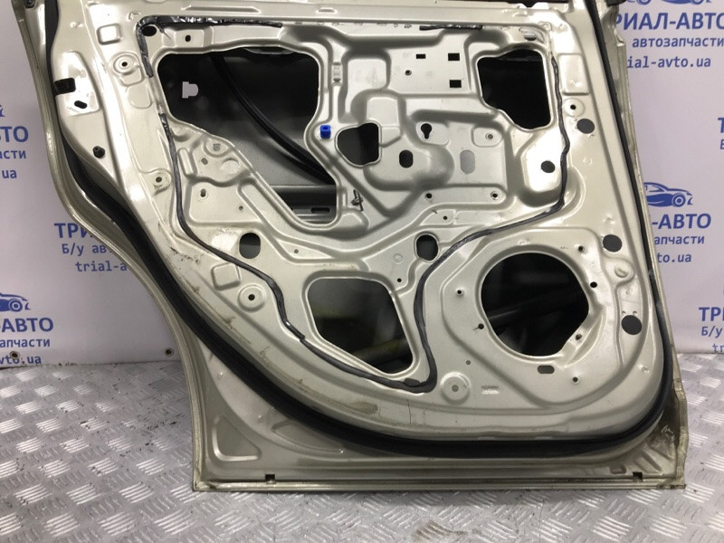 Дверь задняя левая Nissan Tiida C11 1.6 БЕНЗИН HR16 2004 (б/у) Київ - зображення 10