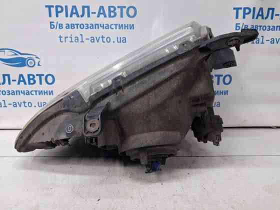 Фара левая галоген Mitsubishi Pajero Wagon 3 3.2 ДИЗЕЛЬ 4M41 1999 (б/у) Киев