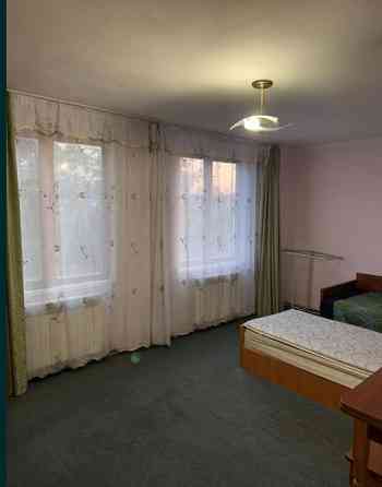 Цена с коммунальными .Сдам дом. Київ