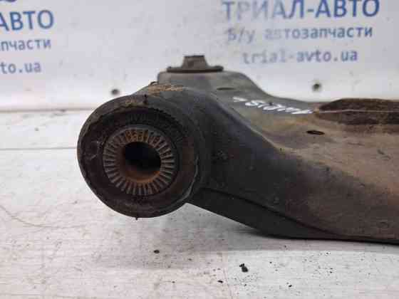 Рычаг левый Toyota Auris E150 1.6 БЕНЗИН 1ZRFAE 2006 (б/у) Киев