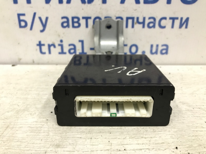 Блок управлеения противоугонной системой Toyota Avensis T25 1.8 БЕНЗИН 1ZZFE 2002 (б/у) Киев - изображение 2