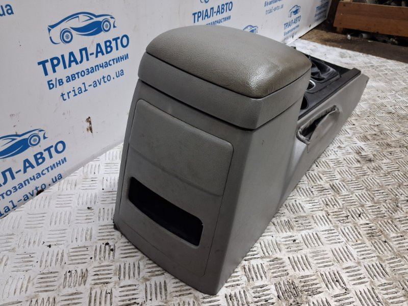 Подлокотник Kia Sorento BL 2.5 DIESEL D4CB 2002 (б/у) Київ - зображення 5