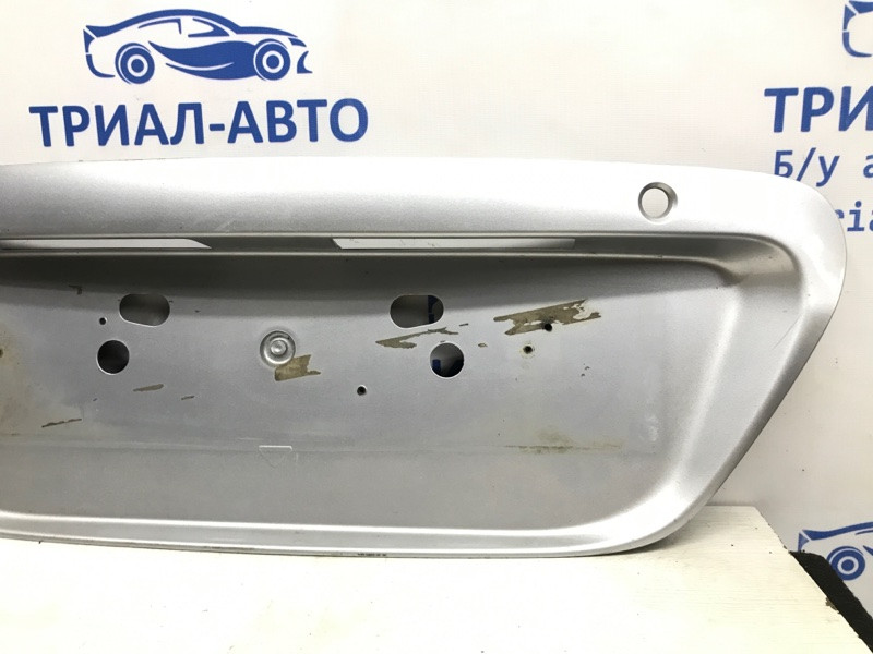 Накладка крышки багажника Mitsubishi Lancer 9 1.6 БЕНЗИН 4G18 2003 (б/у) Киев - изображение 3