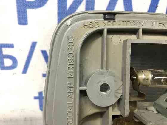 Плафон задний Mitsubishi Pajero Wagon 1999-2006 MR190205 (Арт. 46670) Киев
