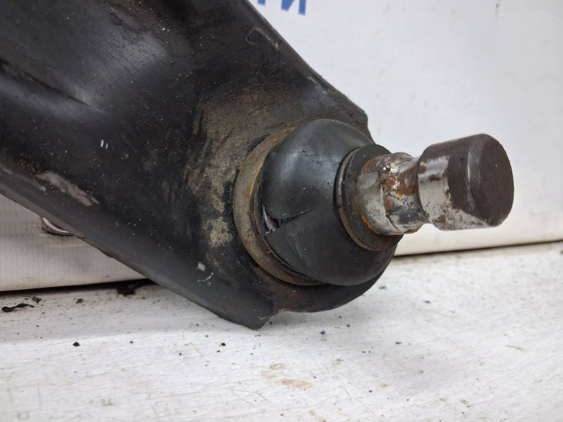 Рычаг правый Nissan Qashqai J10 2.0 БЕНЗИН MR20DE 2006 (б/у) Киев - изображение 2