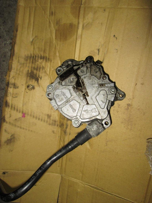 Вакуумный насос VW T5 2.0 2010-2014 Ковель - изображение 2