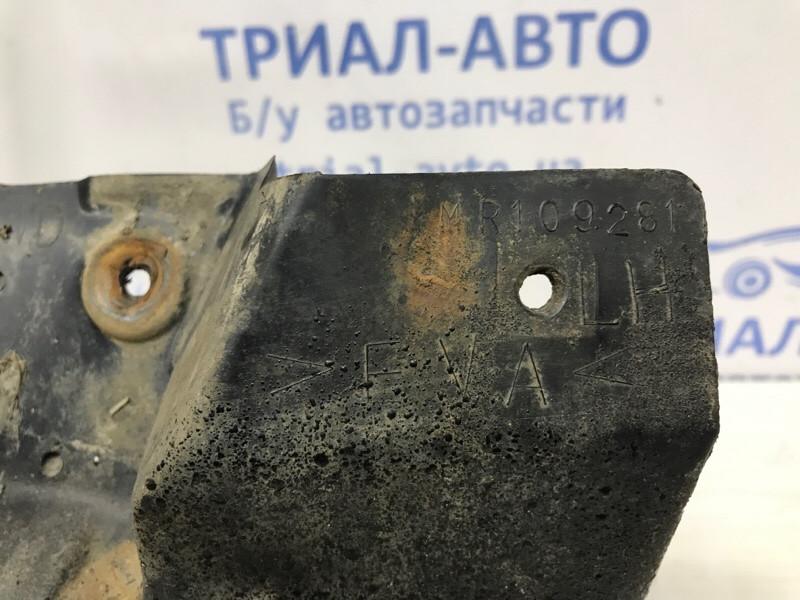 Брызговик передний Mitsubishi Pajero Sport K9 2.5 DIESEL 4D56 1996 лев. (б/у) Київ - зображення 4