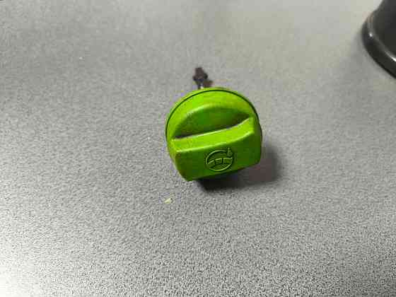 Крышка бачка жидкости ГУР VW T5 2.0 tdi 2003-2015 (7E0422361) Ковель