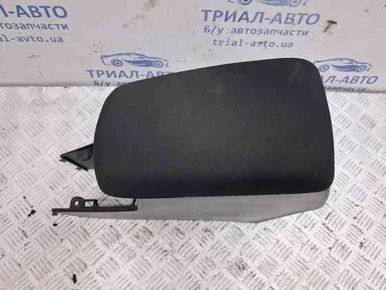 Подлокотник Toyota Auris 2006-2012 5891002260B1 (Арт. 65443) Киев