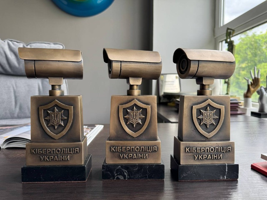 Виготовлення ексклюзивних статуеток на замовлення Київ - зображення 1