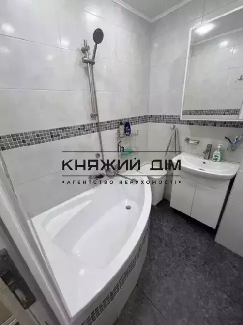 Перша здача, Є генератор оренда 2 км. квартири на Лук'янівці код 11203244 Киев - изображение 11