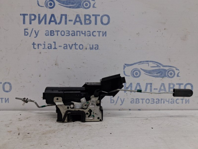 Замок двери передний правый Dacia Duster HS 1.5 DIESEL K9K 2010 (б/у) Київ - зображення 2
