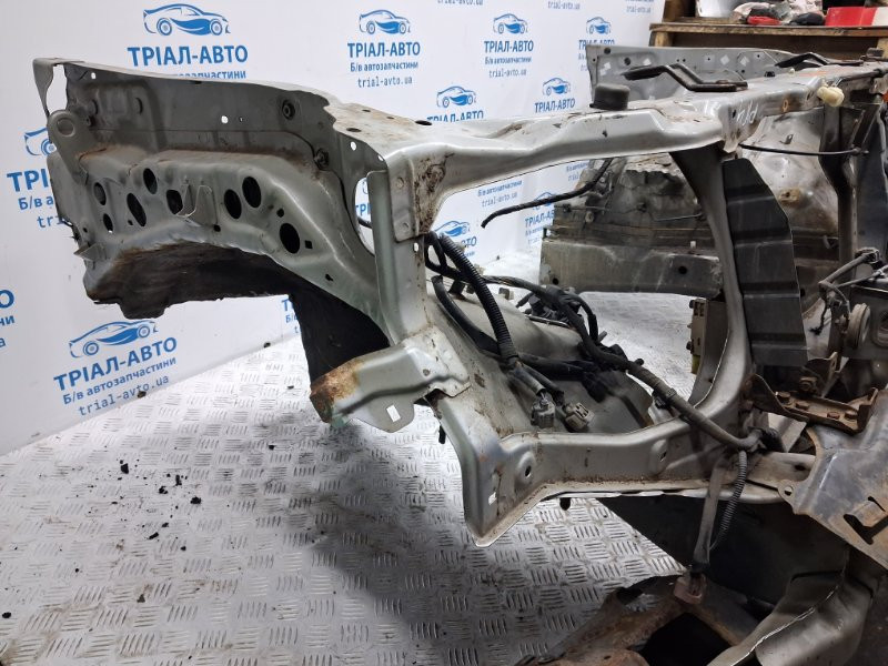 Панель передняя Mitsubishi Pajero Wagon 4 3.2 ДИЗЕЛЬ 4M41 2006 (б/у) Київ - зображення 4