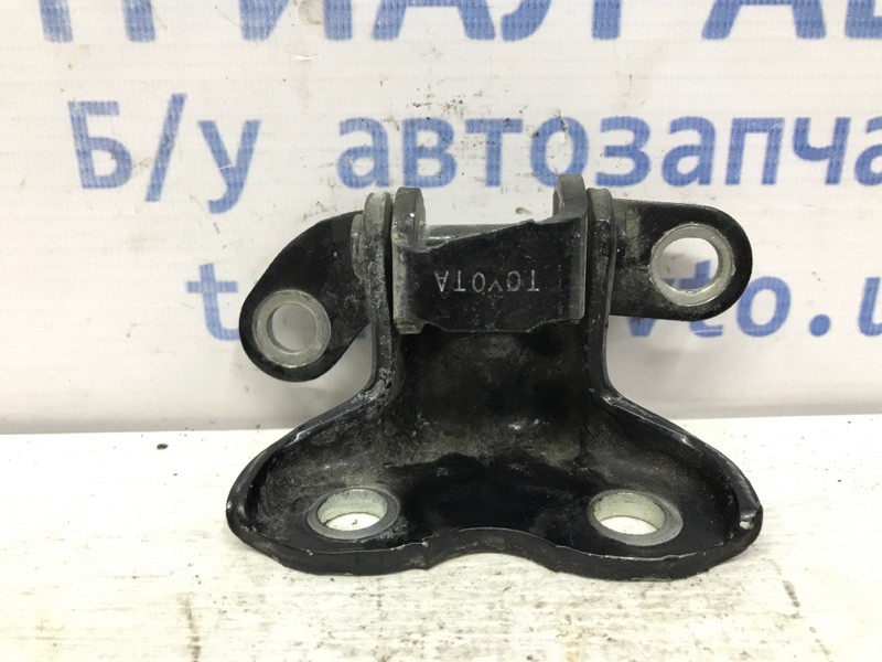 Петля двери задней левой Toyota Avensis 2002-2010 6876005020 (Арт. 44712) Київ - зображення 1