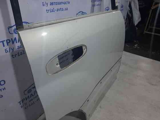 Дверь задняя правая Toyota Land Cruiser J100 1998 задн. прав. (б/у) Киев