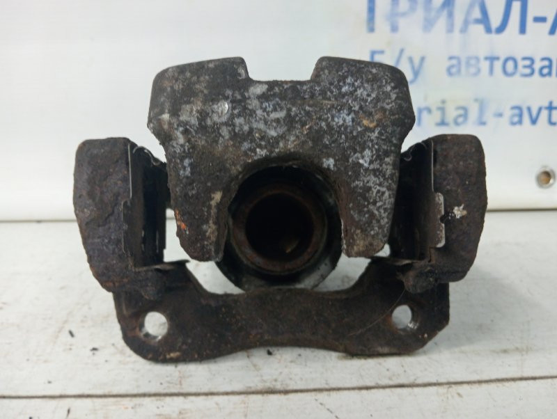 Суппорт задний правый Toyota RAV 4 A40 2.2 DIESEL 2ADFTV 2012 (б/у) Киев - изображение 2