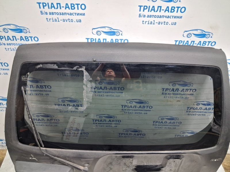 Крышка багажника Mitsubishi Pajero Wagon 3 3.2 ДИЗЕЛЬ 4M41 1999 (б/у) Київ - зображення 2
