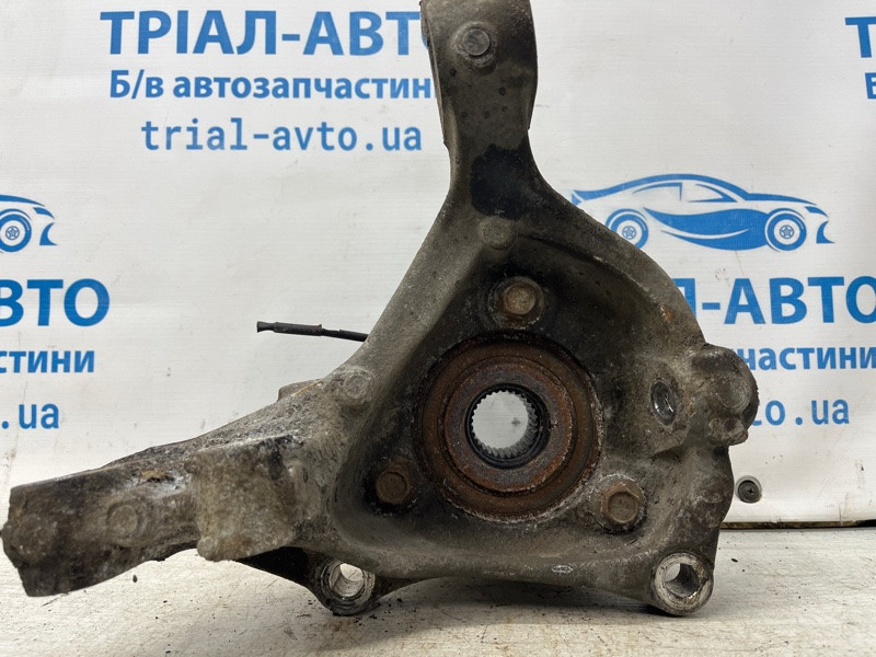 Кулак поворотный правый со ступицей Chevrolet Captiva C140 2.2 DIESEL Z22D1 2006 (б/у) Киев - изображение 2