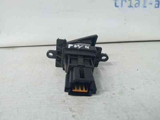 Кнопка аварийки Mitsubishi Pajero Wagon 4 3.2 ДИЗЕЛЬ 4M41 2006 (б/у) Киев