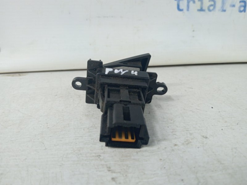 Кнопка аварийки Mitsubishi Pajero Wagon 4 3.2 ДИЗЕЛЬ 4M41 2006 (б/у) Киев - изображение 1