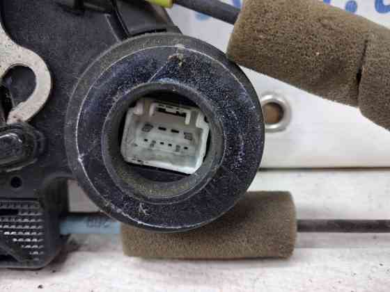 Замок двери задний левый Lexus RX 350 XU30 3.5 БЕНЗИН 2GRFE 2003 (б/у) Київ