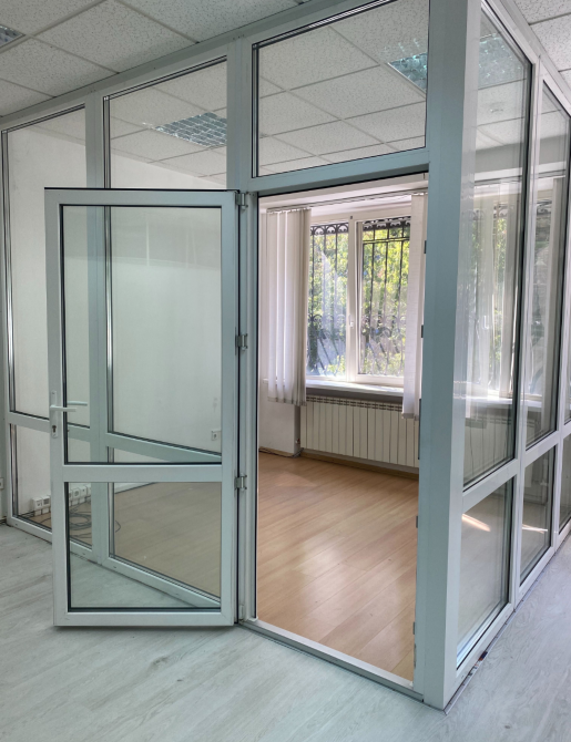 Дарница метро , Дарницкий бульв 5 офіс 45м Київ - зображення 5