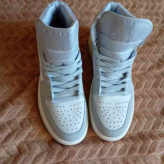 Новые кроссовки мужские демисезонные Nike air Jordan 1 retro SILVER WHITE кожа В'етнам Вінниця
