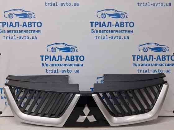 Решетка радиатора Mitsubishi Outlander 2007-2012 7450A037XA (Арт. 68125) Київ