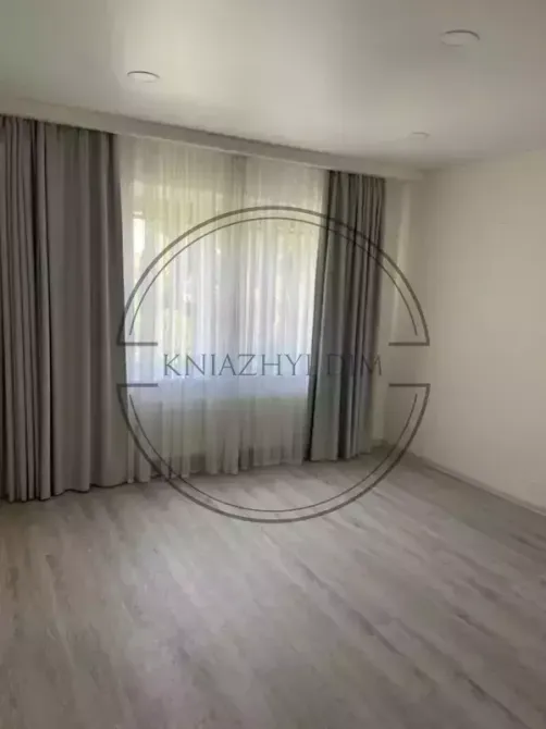 Будинок. Нивки. вул. Стеценко / Порічкова Киев - изображение 5