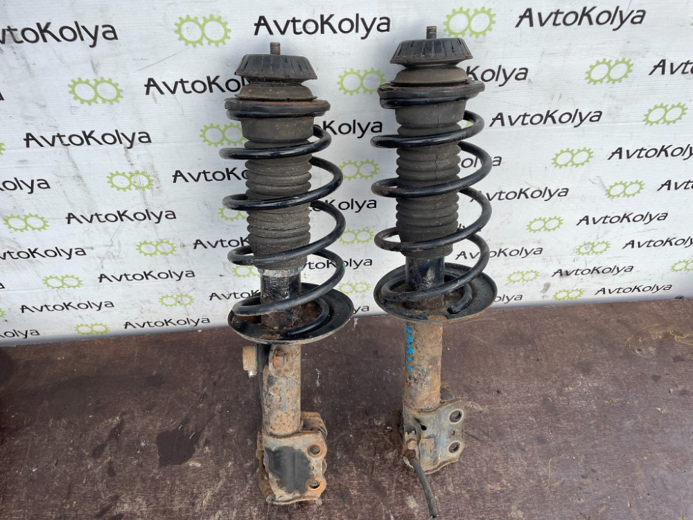 Амортизатор передний (стойка) Toyota Yaris 2005-2011 Ковель - зображення 1