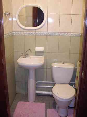 Оренда 3-х кімнатную роздільну квартиру біля метро Теремки. 5 хв Код объекта 1156695. Київ