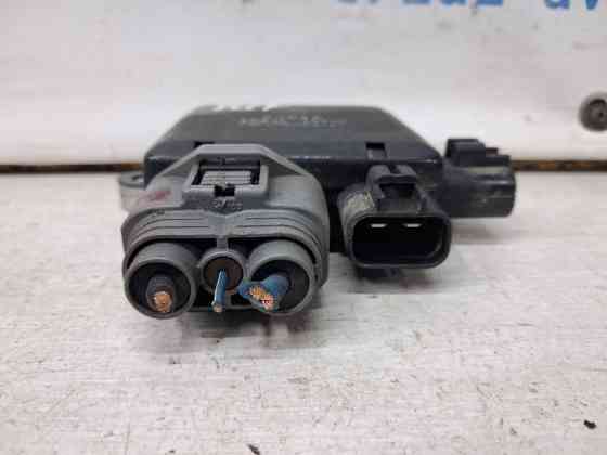 Блок управления вентиляторами Mitsubishi Outlander CU 2.4 БЕНЗИН 4G69 2003 (б/у) Київ