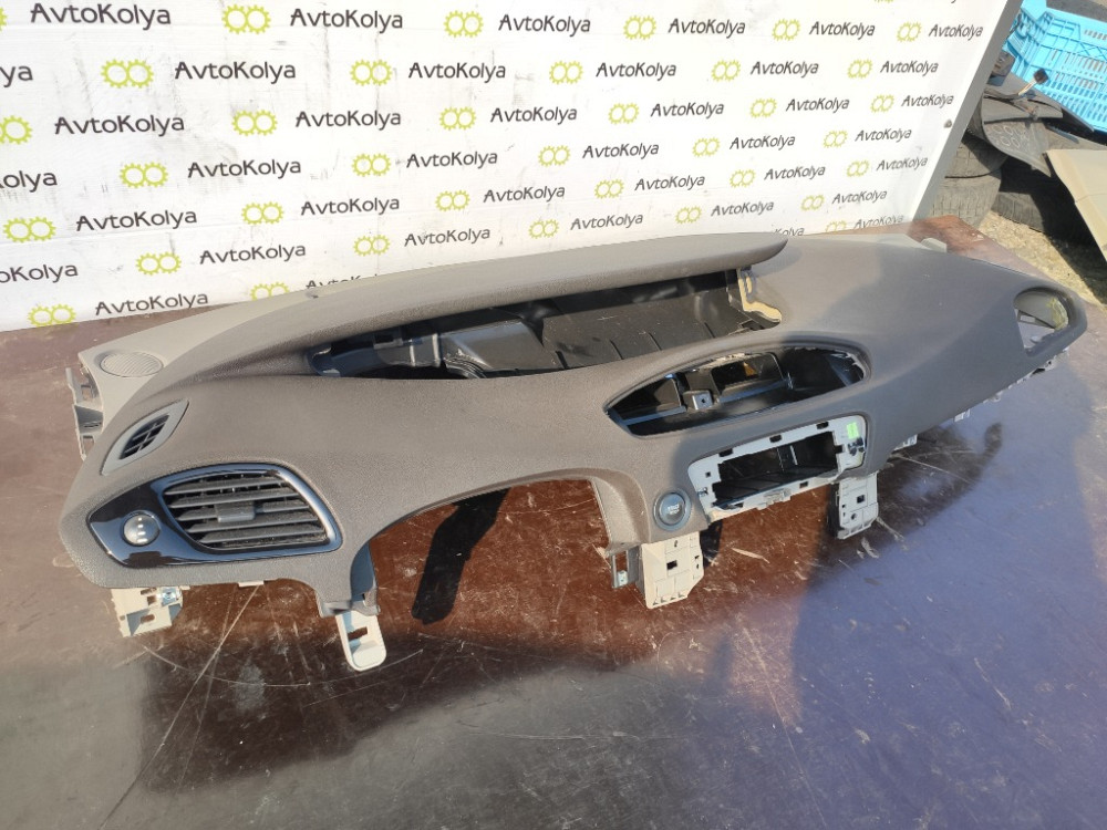 Панель салона передняя (торпедо) Renault Scenic III 2009-2016 Ковель - изображение 8