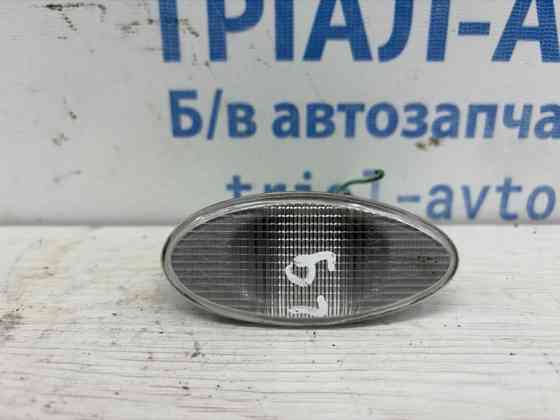 Повторитель поворотника Mitsubishi Lancer 2003-2009 MR991187 (Арт. 83311) Київ