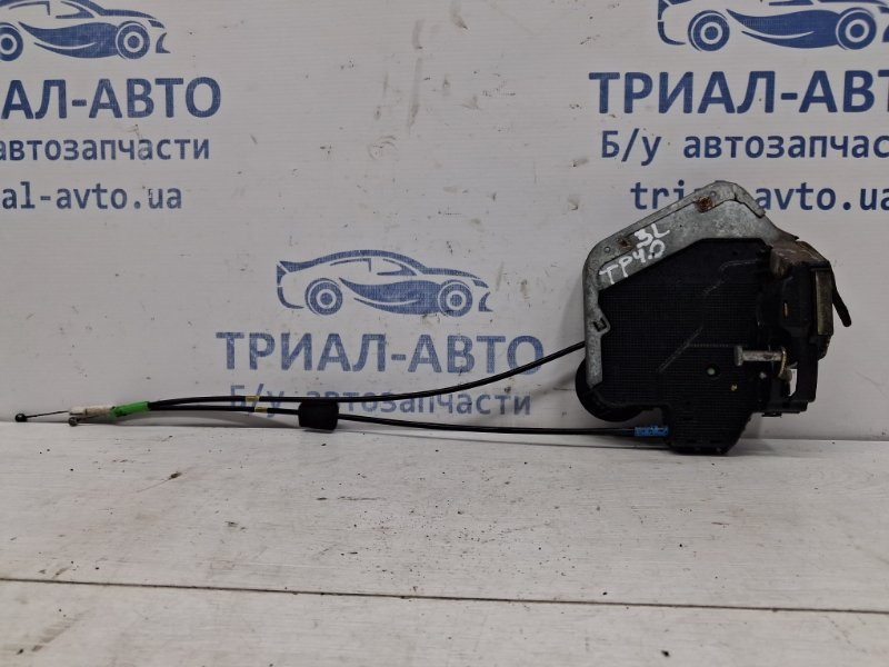 Замок двери задний левый Toyota Prado J120 4.0 1GR-FE 2002 (б/у) Киев - изображение 1