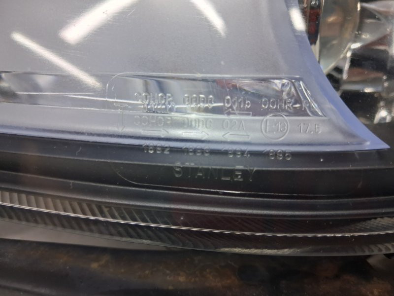 Фара правая Ксенон Honda Accord 2002-2008 33101SEAG63 (Арт. 76695) Київ - зображення 4