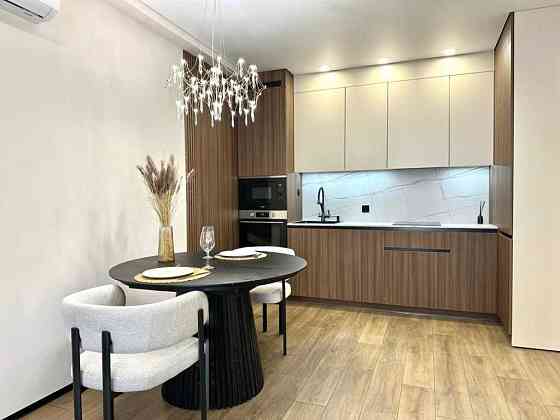 продажа 1-к квартира Киев, Голосеевский, 126000 $ Киев