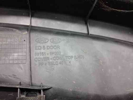 Дефлектор дворников Kia Ceed 2006-2012 863611H000 (Арт. 78511) Киев