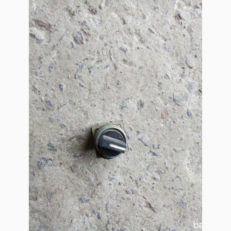 Переключатели-кнопки ПМ-2Н. ПМ-3Н. -110шт Харків - зображення 3