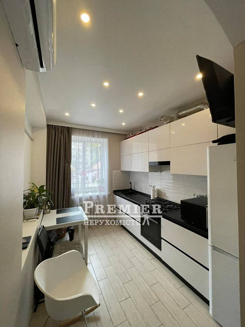 Продам 2-кімнатну квартиру в Приморському районі на Луніна Одеса - зображення 3