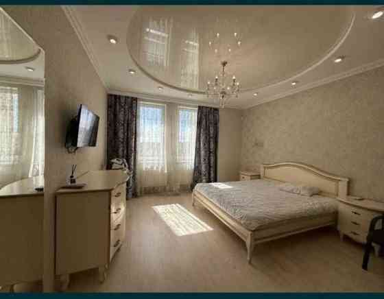 долгосрочная аренда 3-к квартира Киев, Печерский, 1200 $/мес. Київ
