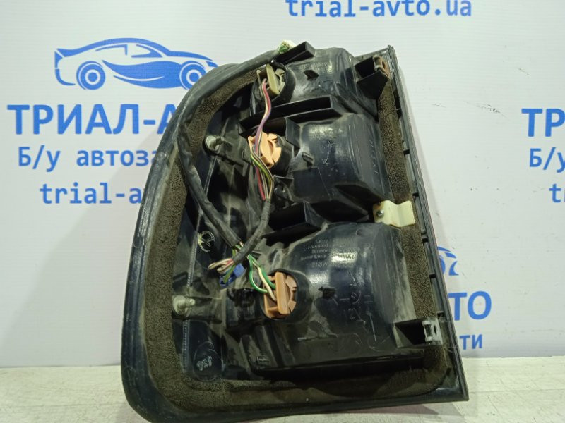 Фонарь задний внешний правый Toyota Land Cruiser J100 4.7 1998 задн. прав. (б/у) Київ - зображення 2