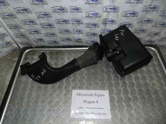 Корпус воздушного фильтра Mitsubishi Pajero Wagon 4 3.2 ДИЗЕЛЬ 4M41 2006 (б/у) Київ
