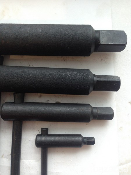 Ключ к токарному патрону 80,100,125,200,250,315,400,500 Дніпро - зображення 3